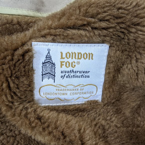 Men's Vintage London Fog Khaki Jacket with Removable Faux Fur Lining, Full Zip - Picture 12 of 14